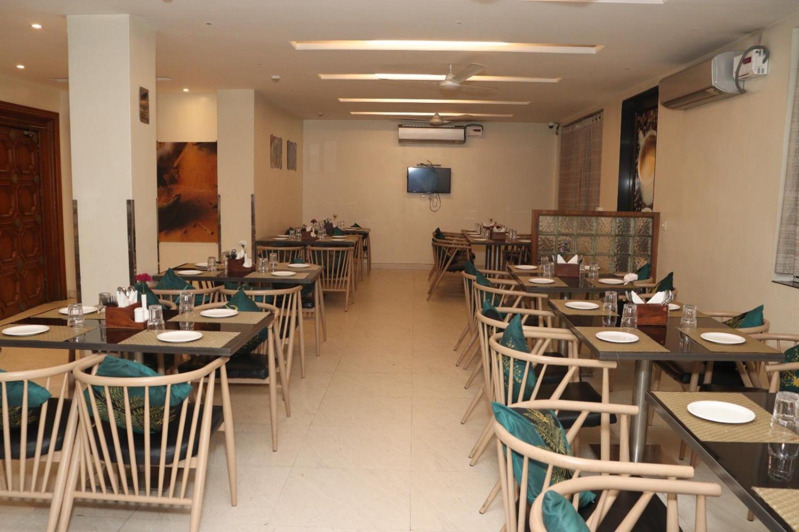 Hotel Raviraj, Chhatrapati Sambhaji Nagar Аурангабад Экстерьер фото