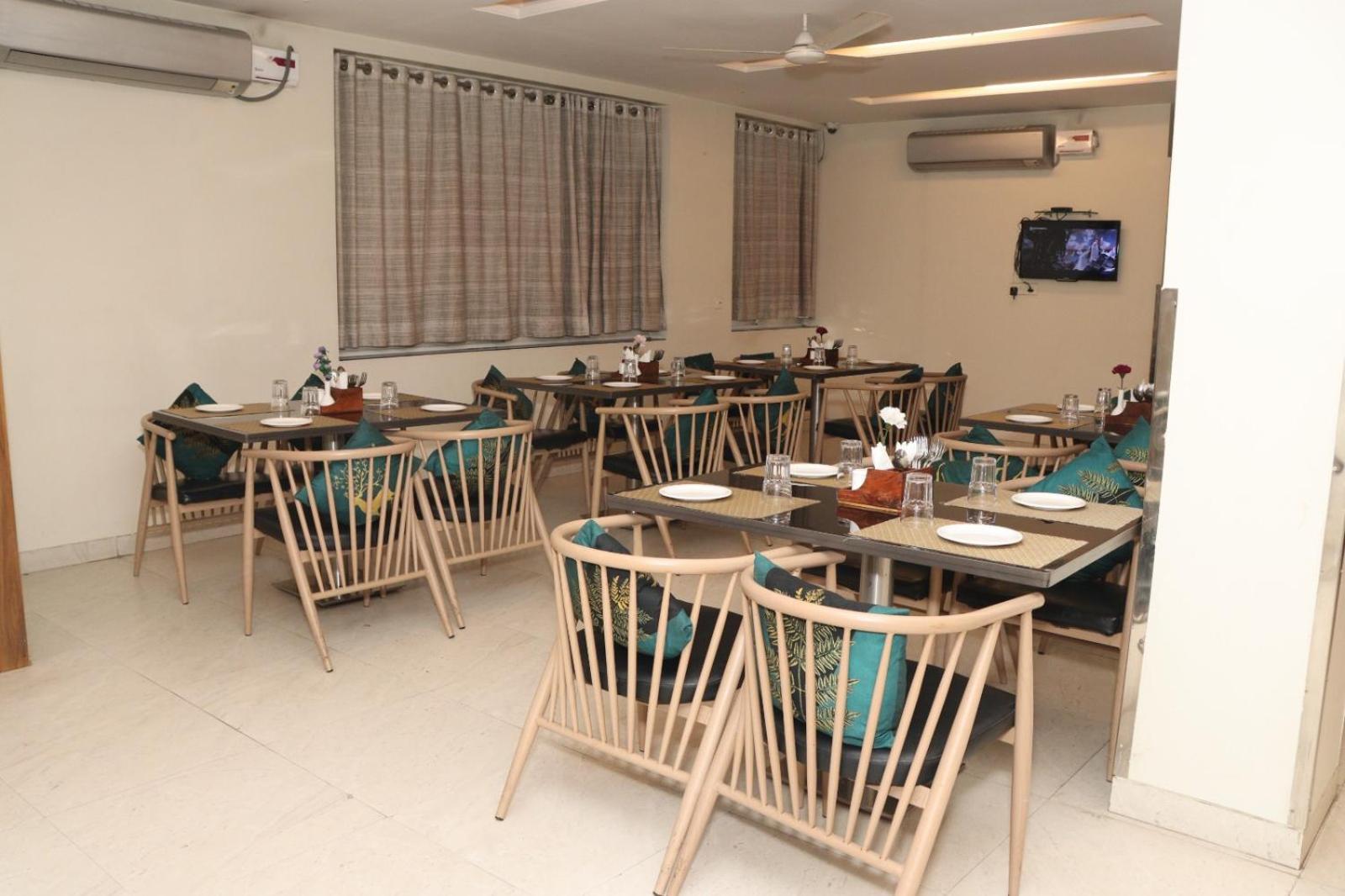 Hotel Raviraj, Chhatrapati Sambhaji Nagar Аурангабад Экстерьер фото
