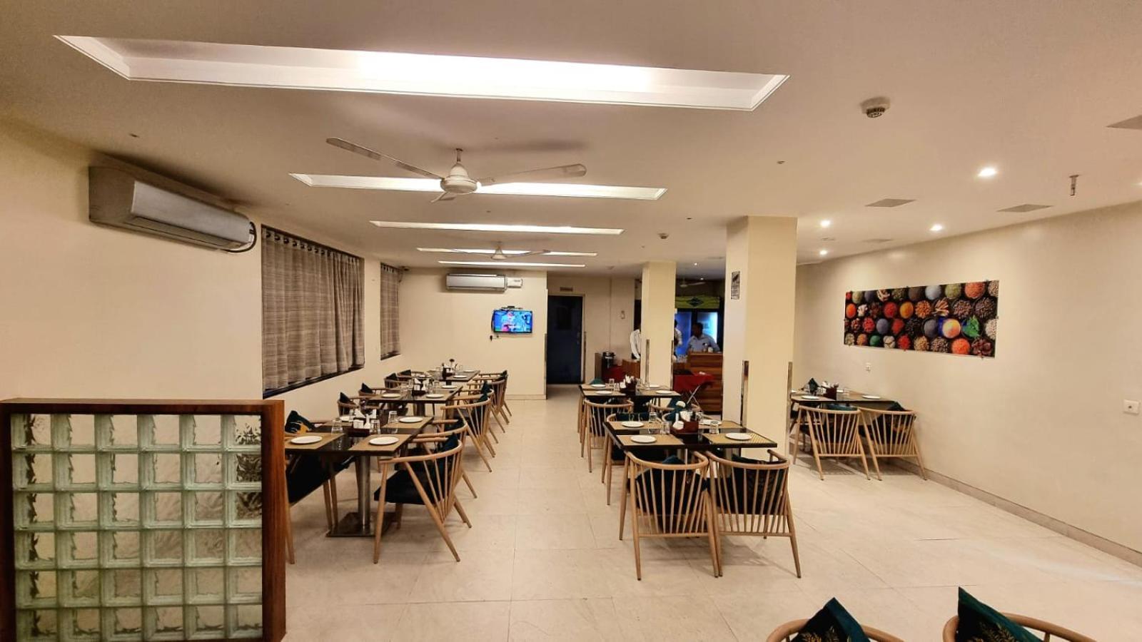 Hotel Raviraj, Chhatrapati Sambhaji Nagar Аурангабад Экстерьер фото